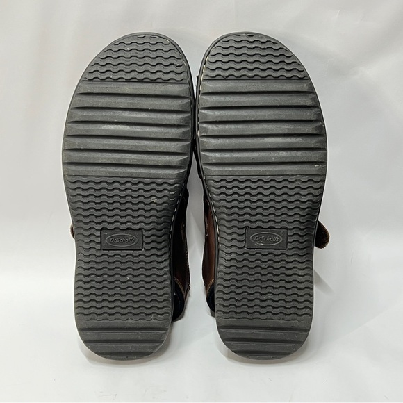 DR SCHOLLS Men’s Size 11M Memory Fit Brown Leather hook and loop Sandals